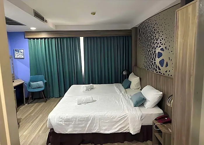 Orchid Inn@skv3 2*